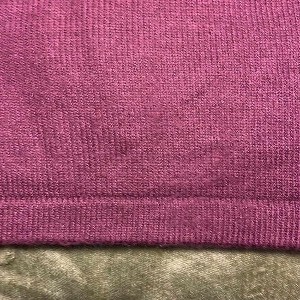 sweater - Picture 4 of 4